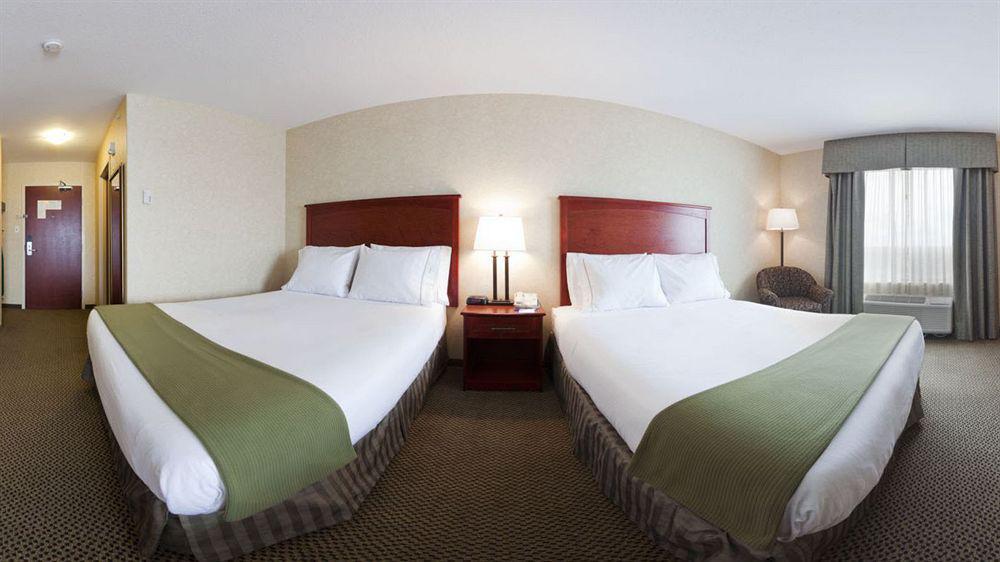 Holiday Inn Express Edmonton North By Ihg Exterior foto